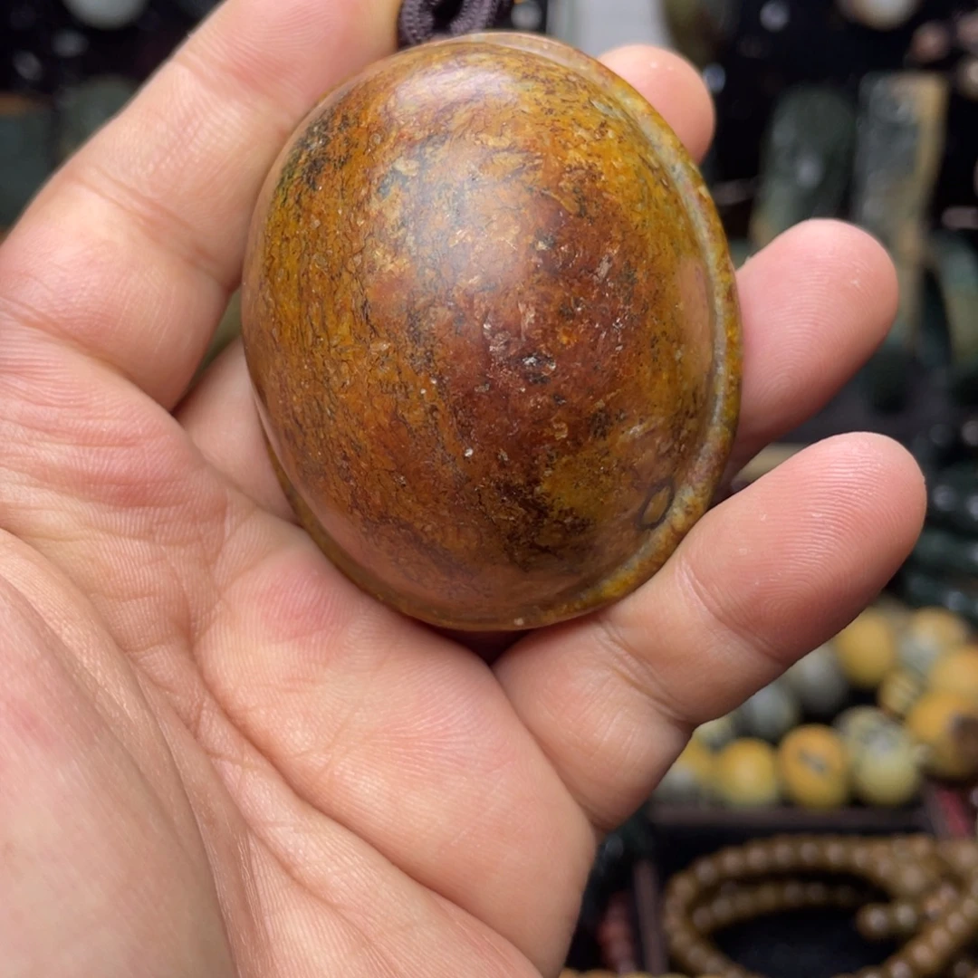 岫岩河磨玉（透闪石质玉）未镶嵌颈饰