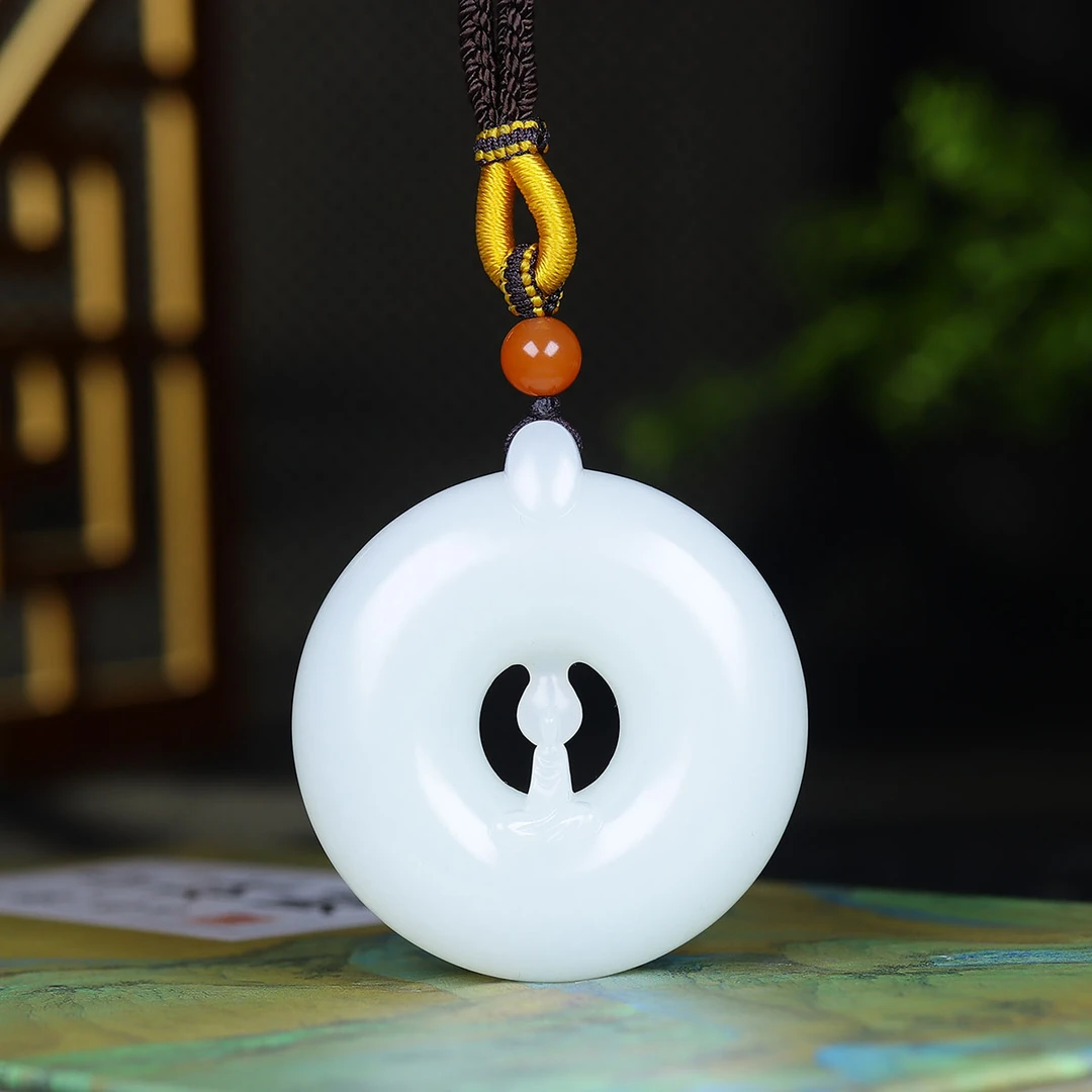 111628和田玉白玉悟道吊坠