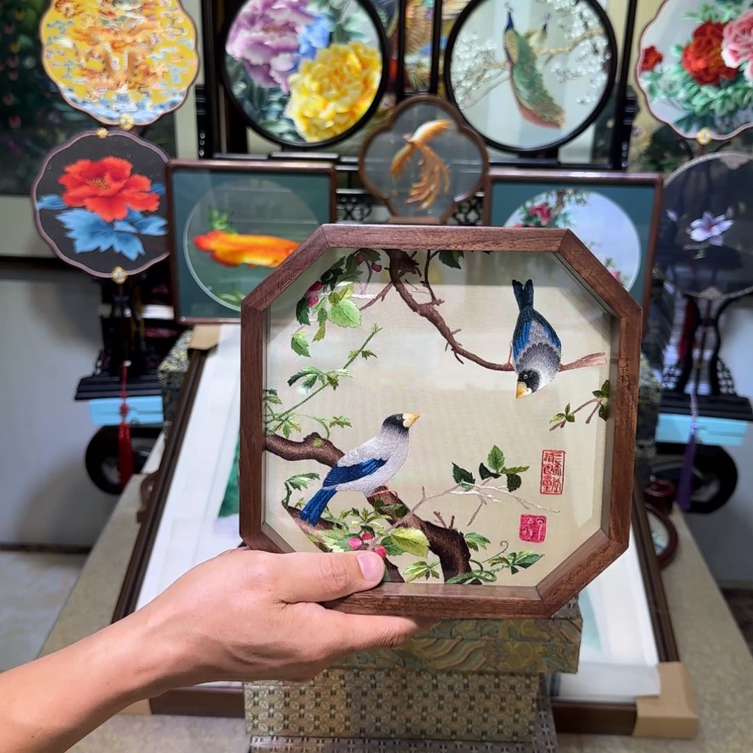 刺绣刺绣工艺精湛