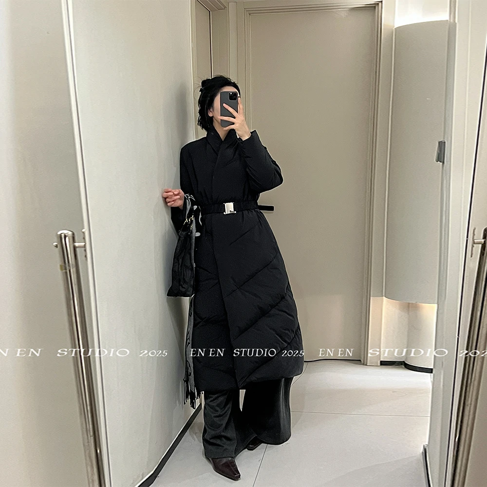 羽绒服女2025新款韩版泡芙白鸭绒长款过膝气质设计感加厚冬季外套