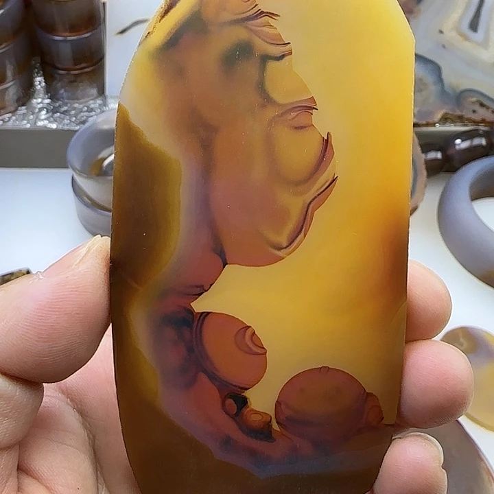 用***哥玛瑙/玉髓未镶嵌颈饰