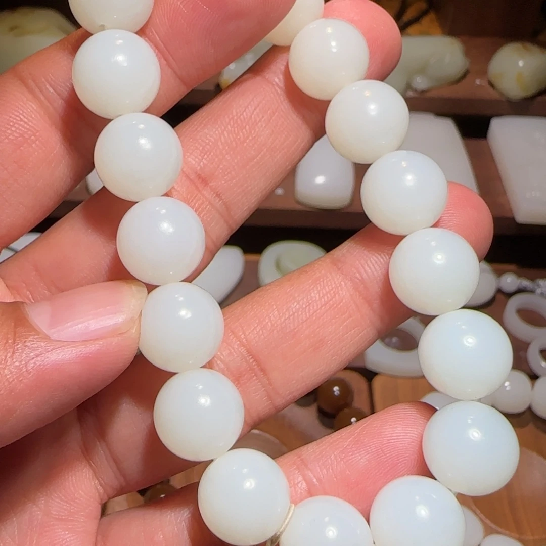 ****️和田玉未镶嵌手链