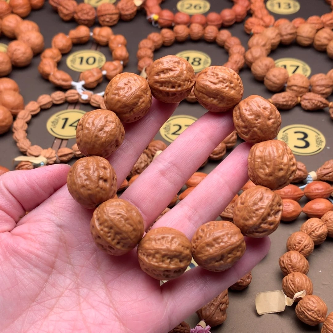 文玩核桃手串22尺寸