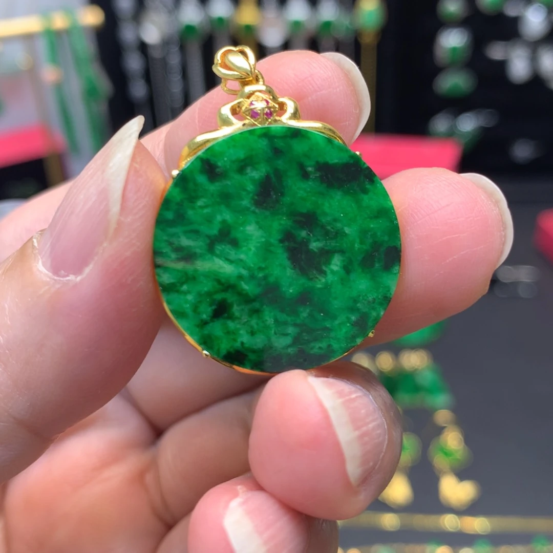 翡翠18K金镶嵌吊坠(不含链)有纹裂