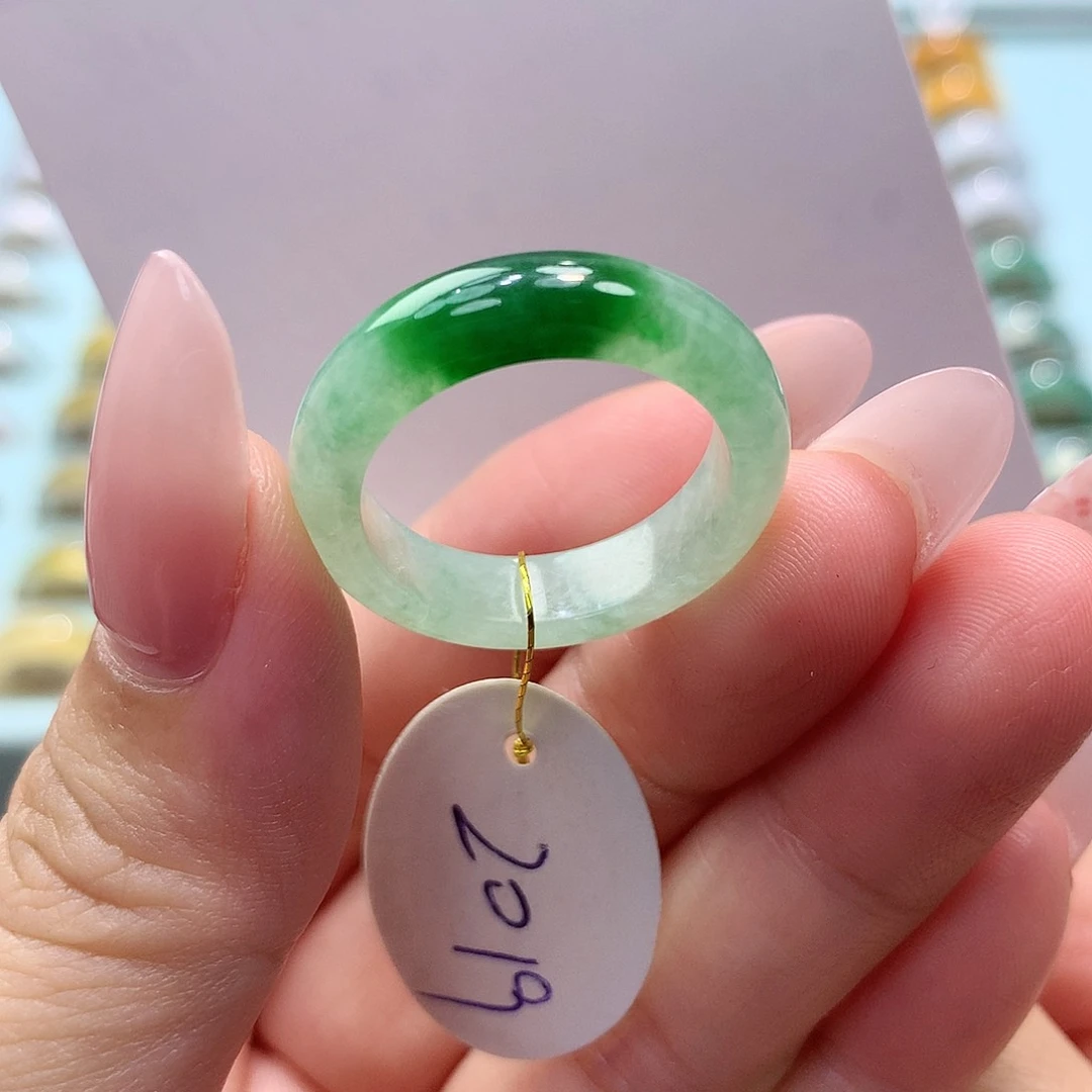 未镶嵌戒指翡翠20圈