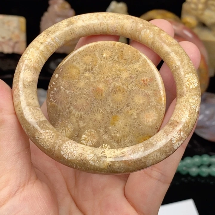 未镶嵌手镯硅化玉56,6