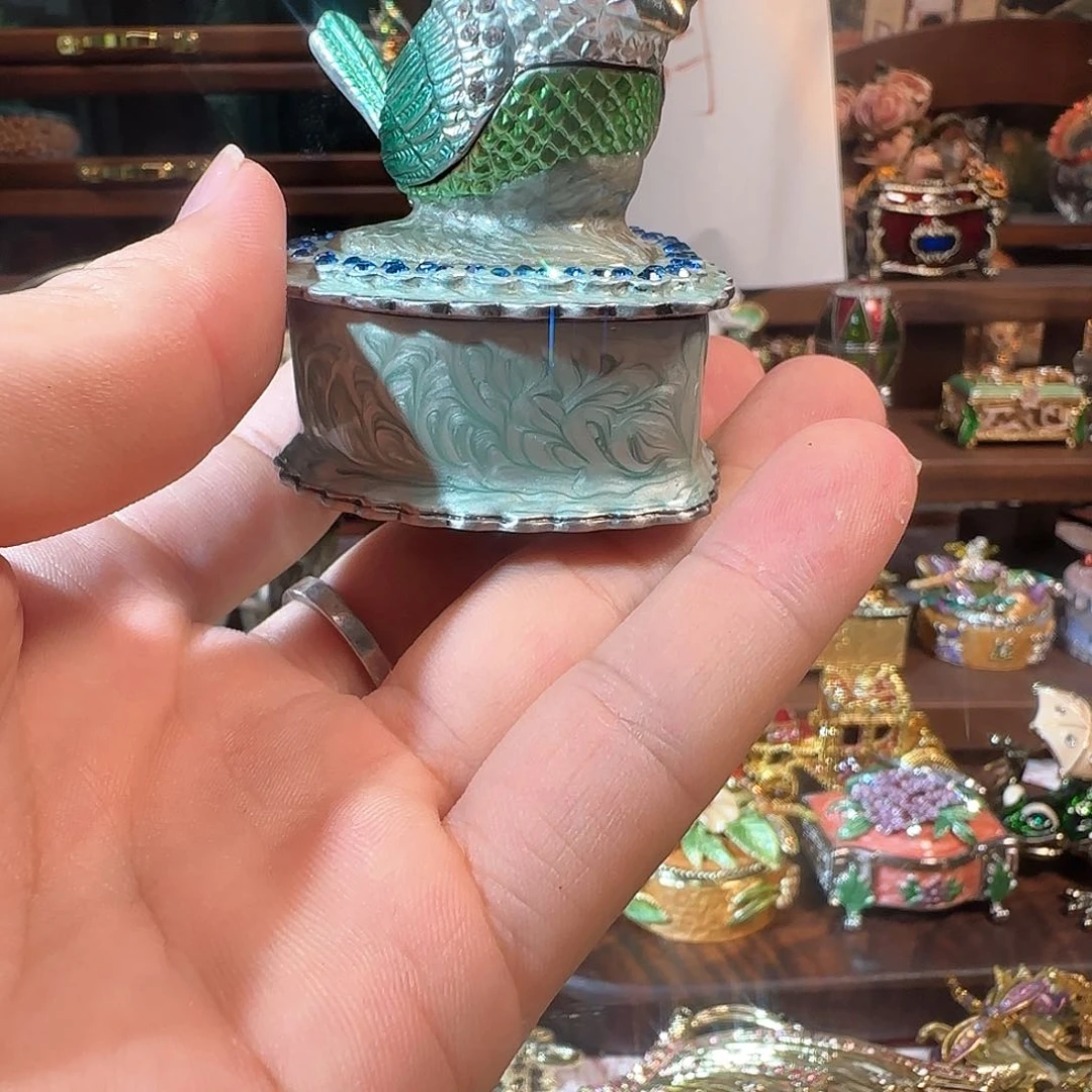 手工制品请勿吹毛求疵