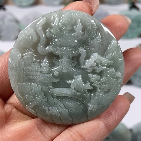 翡翠颈饰未镶嵌龙行天下福利