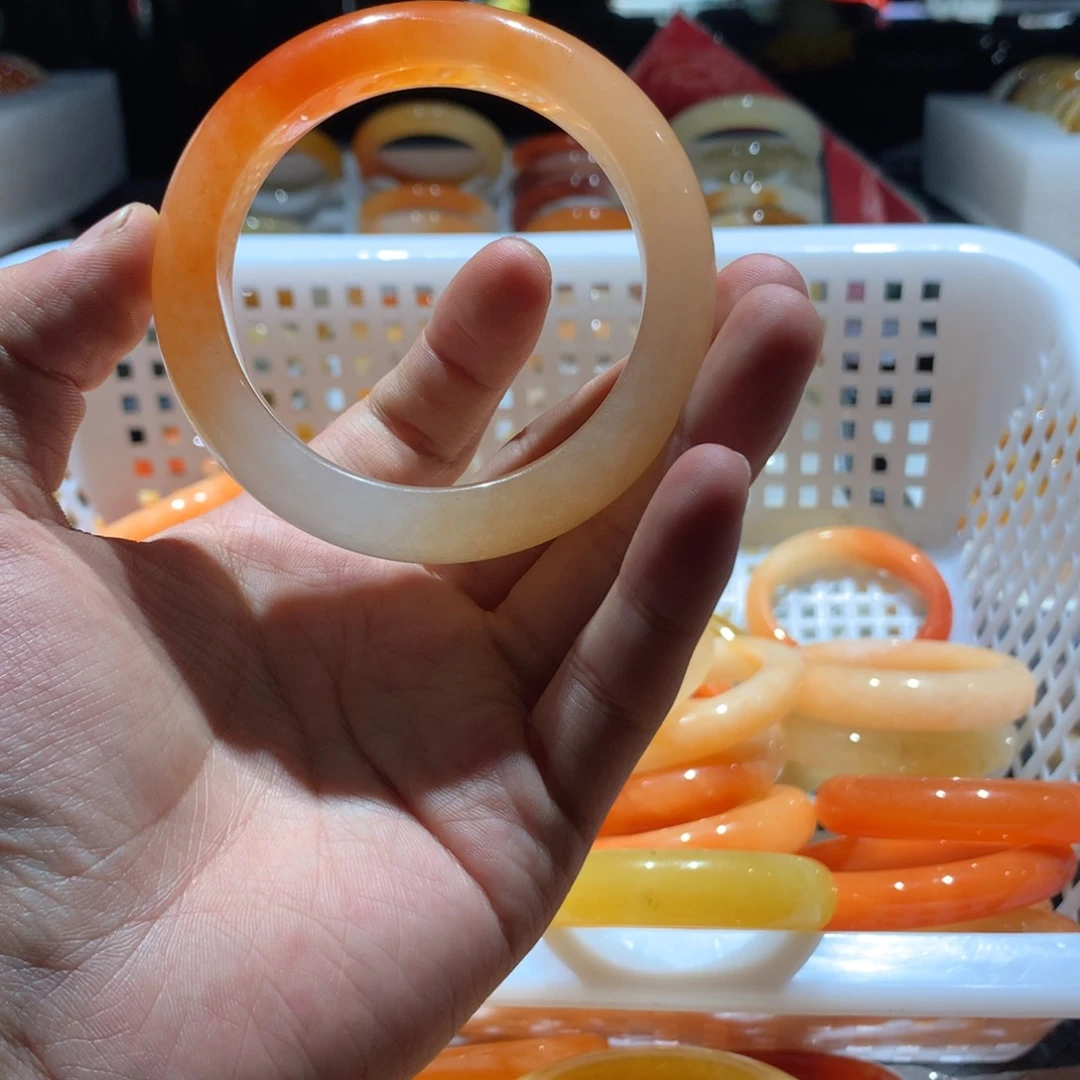 未镶嵌手镯石英质玉布*亚