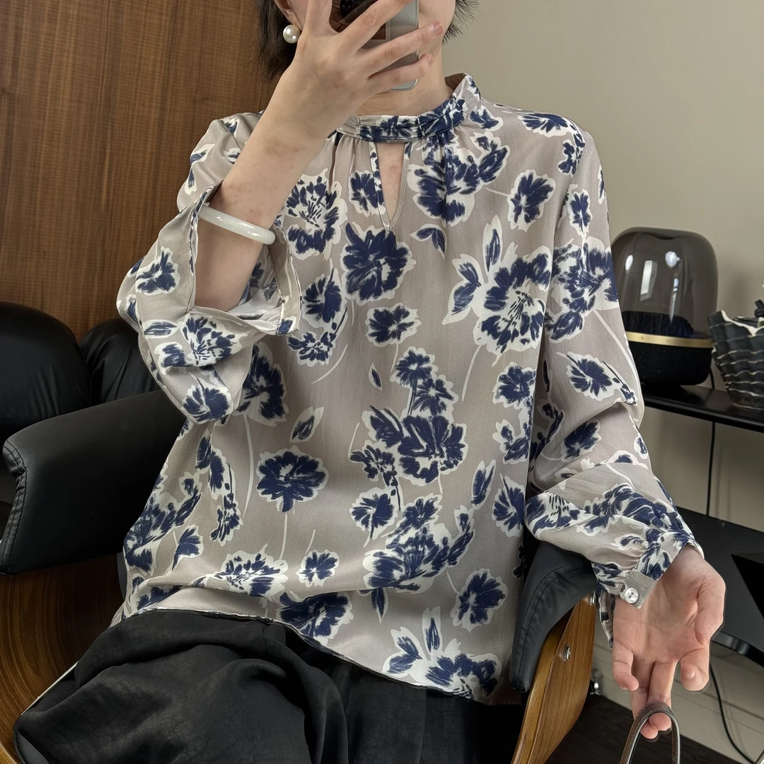 5619 【朦胧水墨蓝】法式立领钉珠浪漫晕染印花桑蚕丝上衣