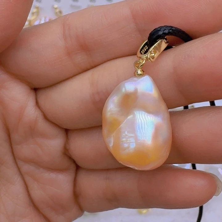 颈饰未镶嵌淡水珍珠