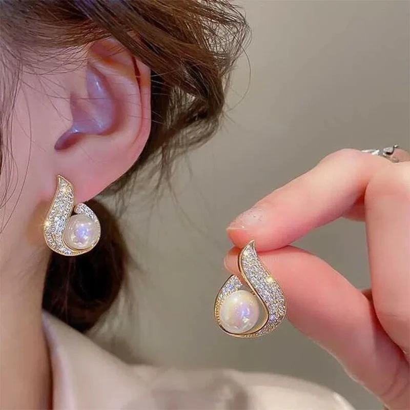 铜合金耳饰 【Q81】气质轻奢百搭简约简约优雅精致网红设计师耳环