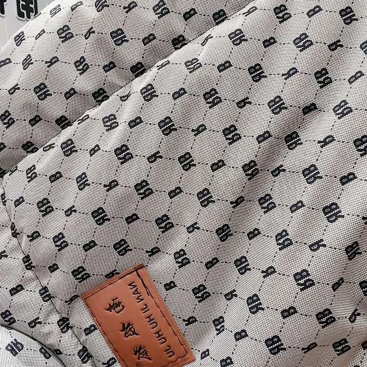 登山服冬款护肩版月光灰