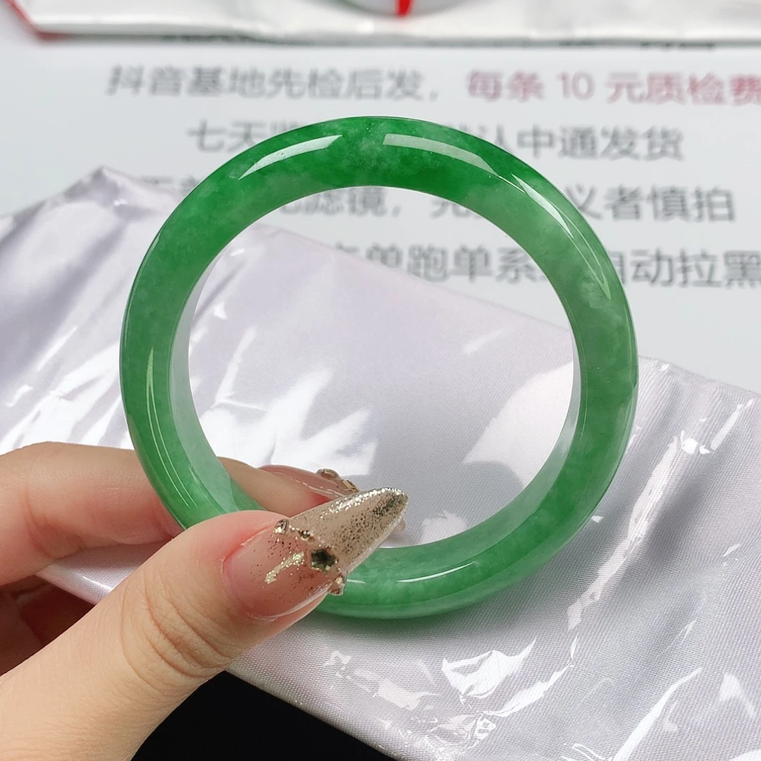 翡翠手镯未镶嵌1499