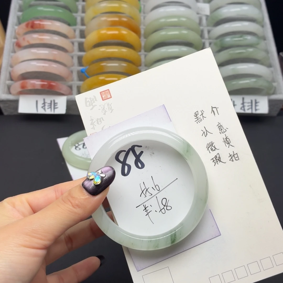 石英质玉未镶嵌手镯88