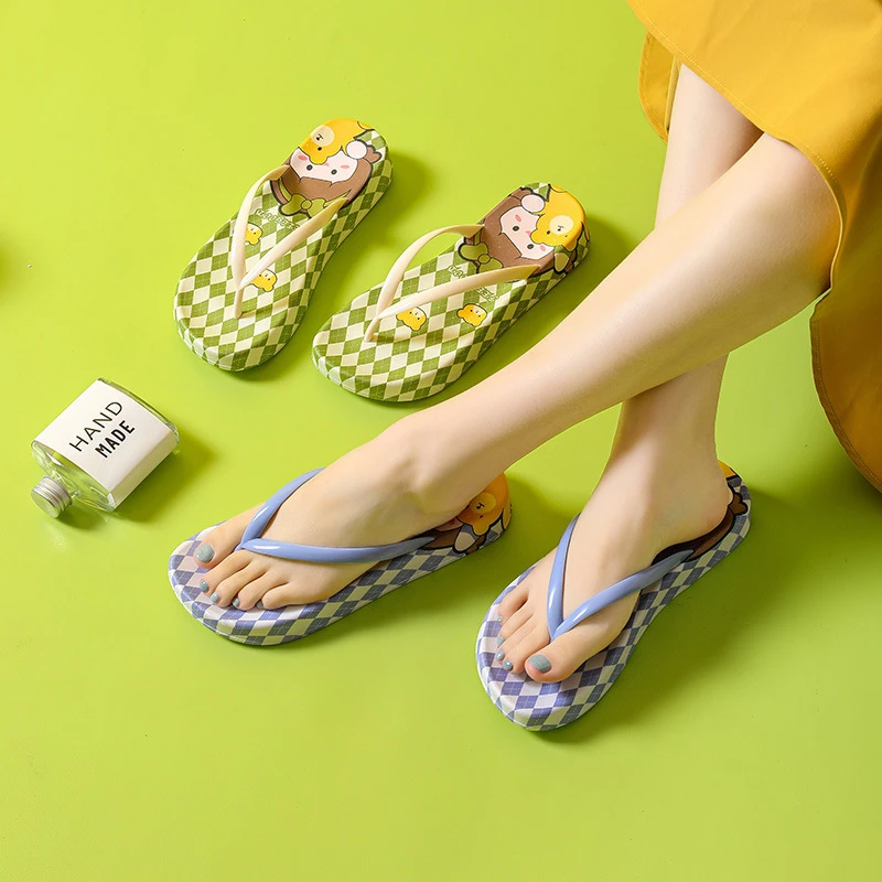 可爱厚底涂鸦沙滩人字拖女2024新款外穿夹脚凉拖鞋ins潮夏夏季