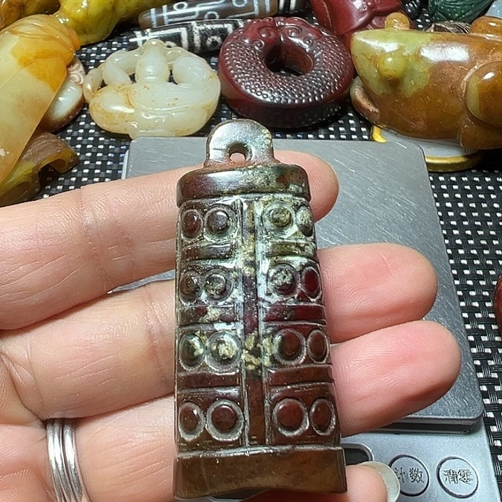 蛇纹石玉合金珠宝奇石