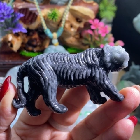 【闪购商品】颈饰未镶嵌翡翠虎