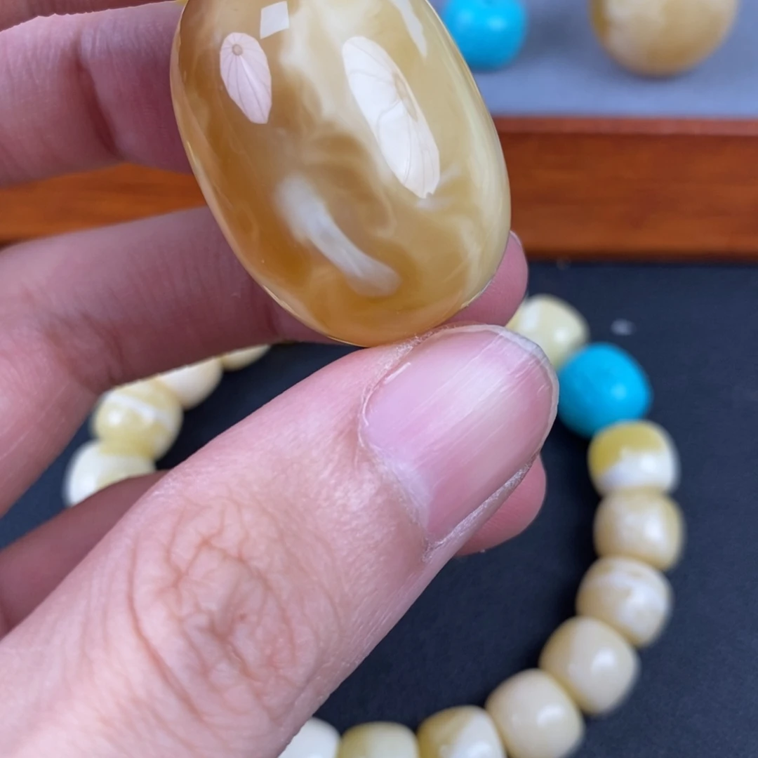 琥珀未镶嵌珠宝奇石天然原矿