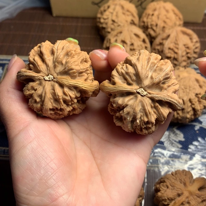 吊坠文玩核桃C*粗筋