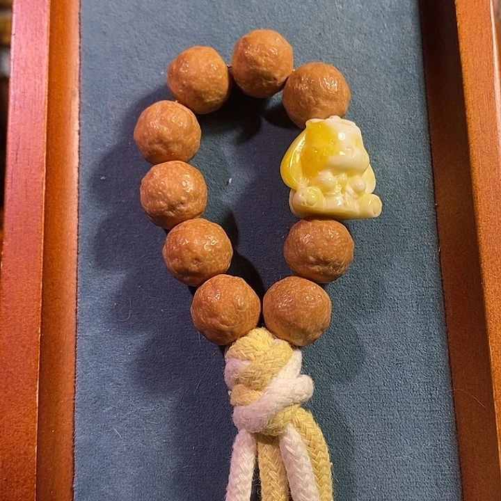 手串猴头核桃砂糖橘小手持兔子