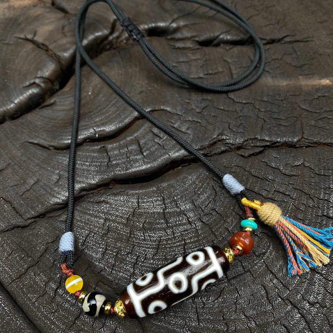 尺寸约38mmx12mm-仙叔珠宝精品黑白九眼玛瑙珠锁骨链