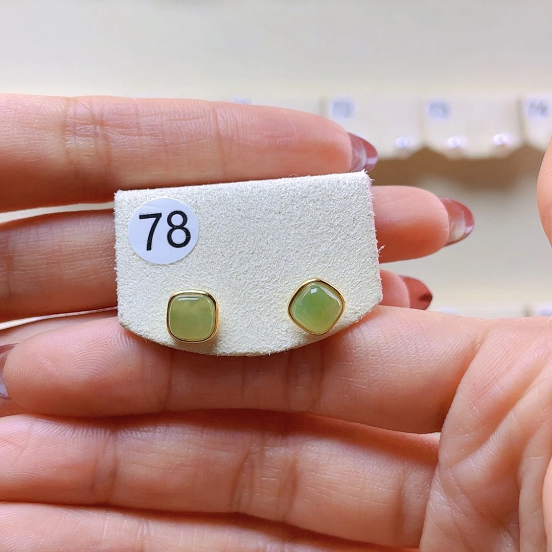 和田玉耳饰银S925镀金镶嵌