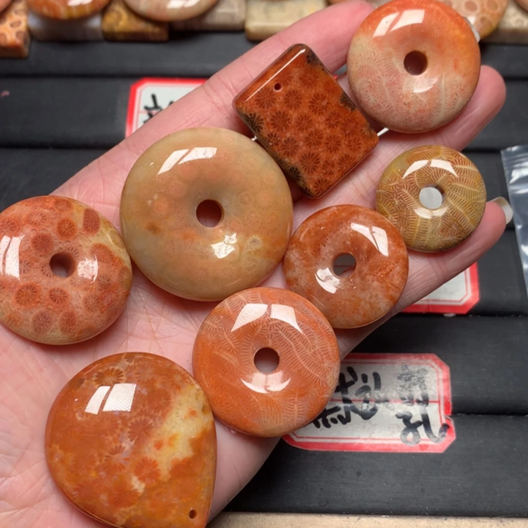 【闪购商品】硅化玉颈饰未镶嵌用****2