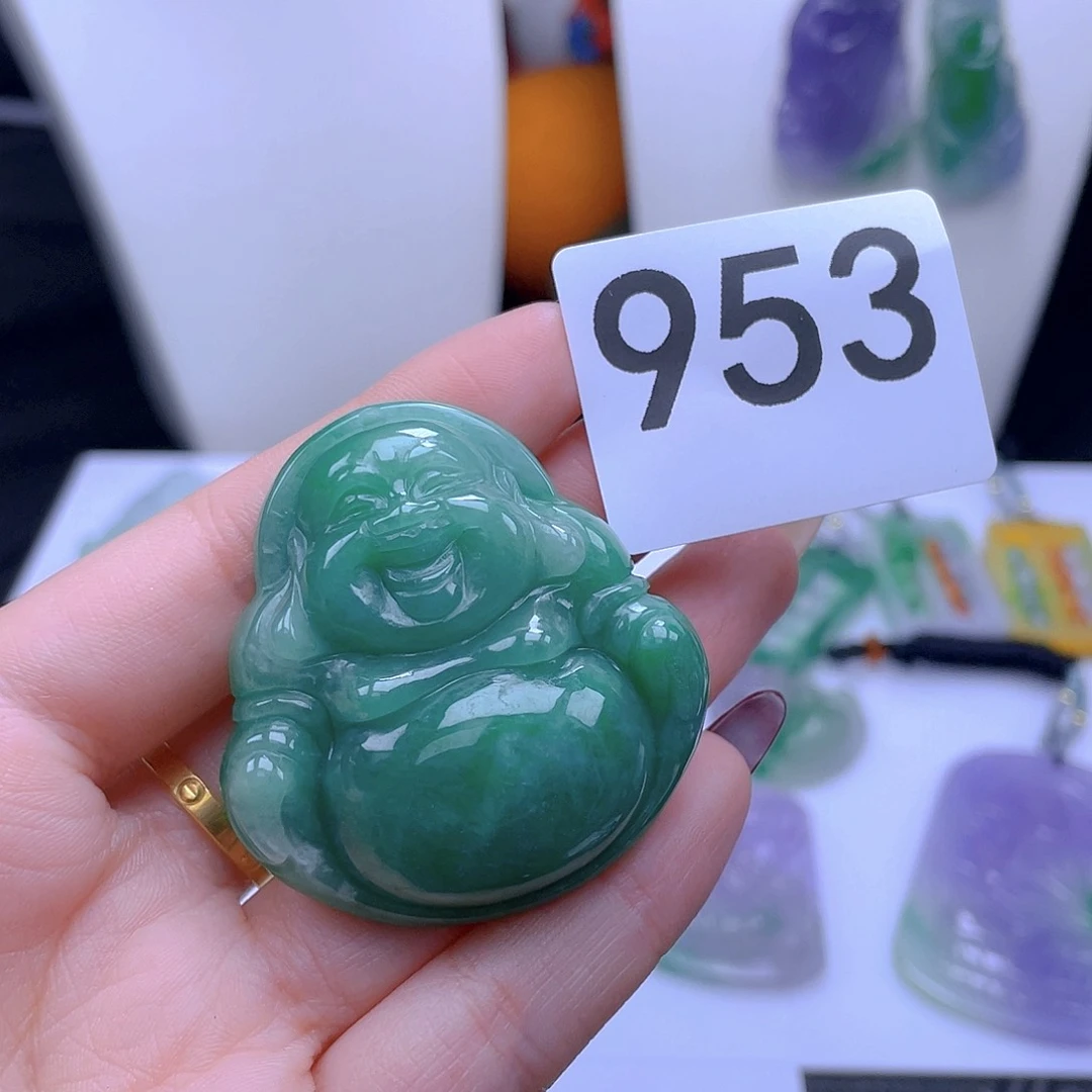 翡翠吊坠(赠链)未镶嵌