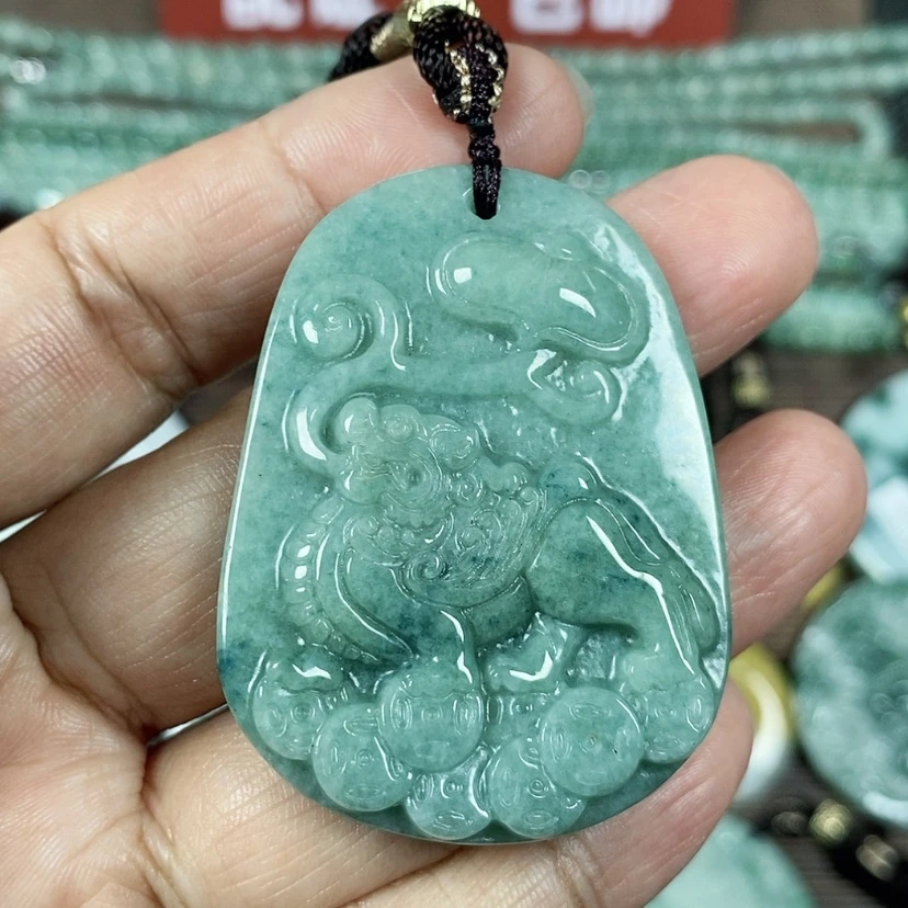 【闪购商品】翡翠颈饰未镶嵌玉吊坠翡翠玉飞天貔貅牌