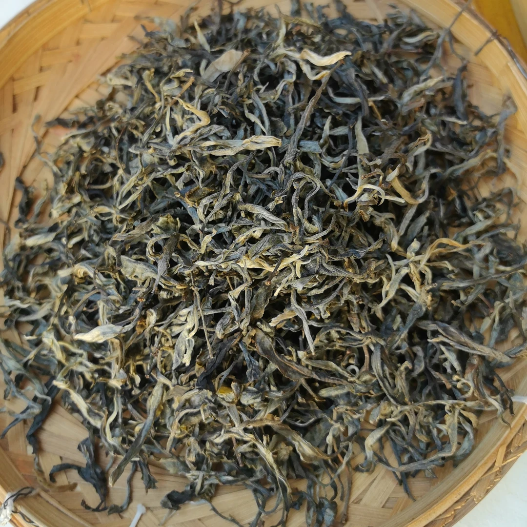 2025五合乡中小叶种古树单株普洱晒青茶