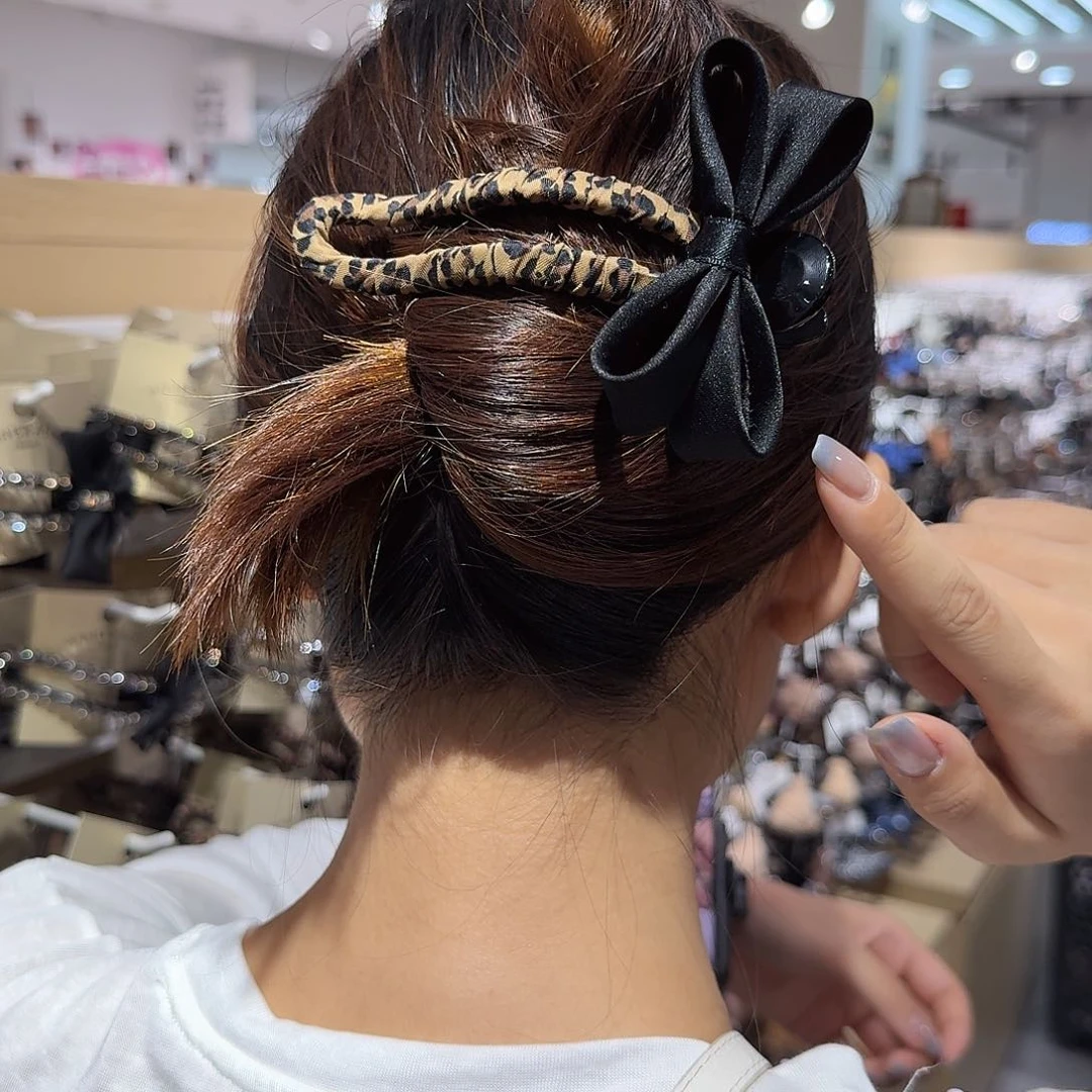 布艺铁合金黑色豹纹
