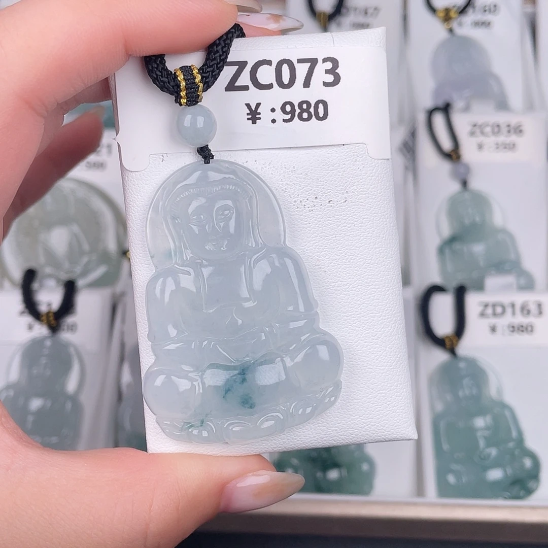 翡翠未镶嵌颈饰zc073