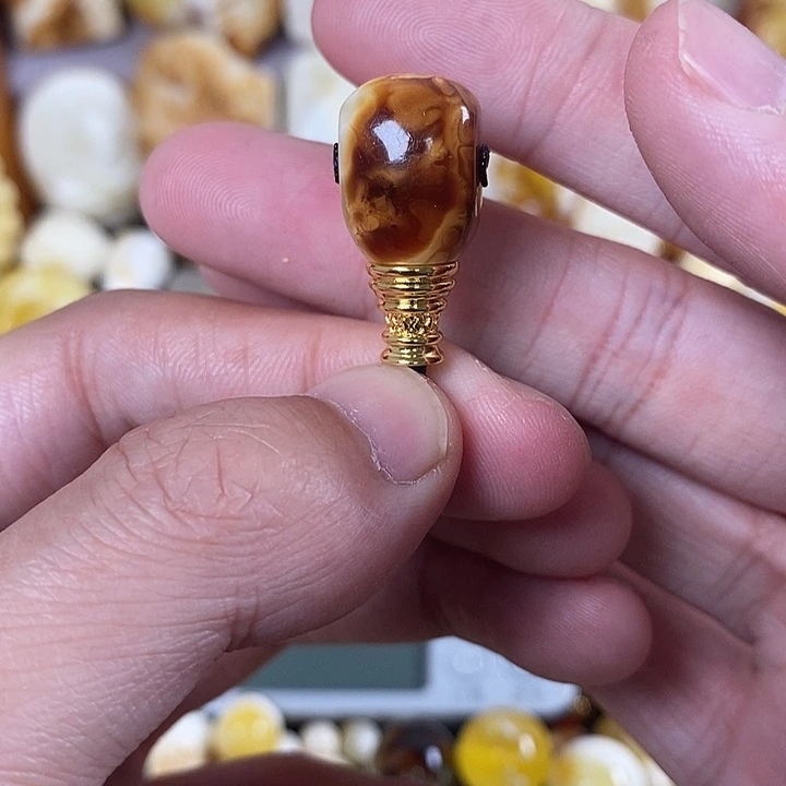 琥珀未镶嵌珠宝奇石我
