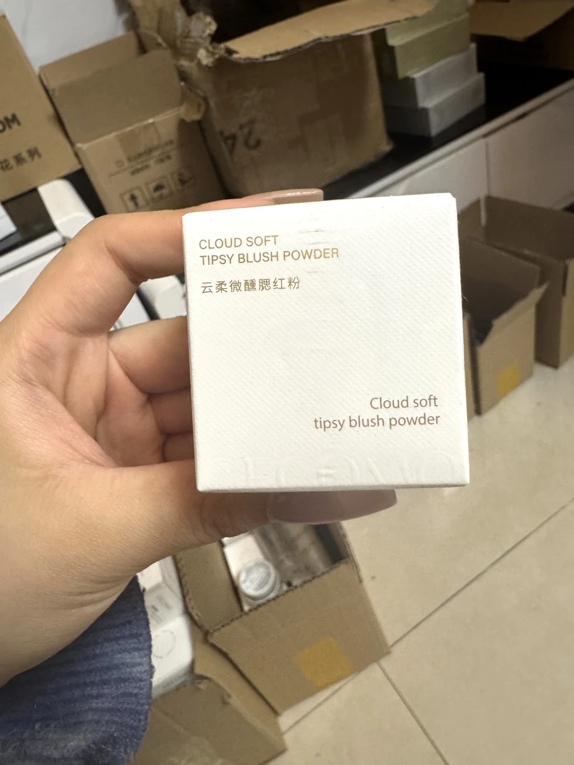 腮红粉微醺腮红云柔女士提亮