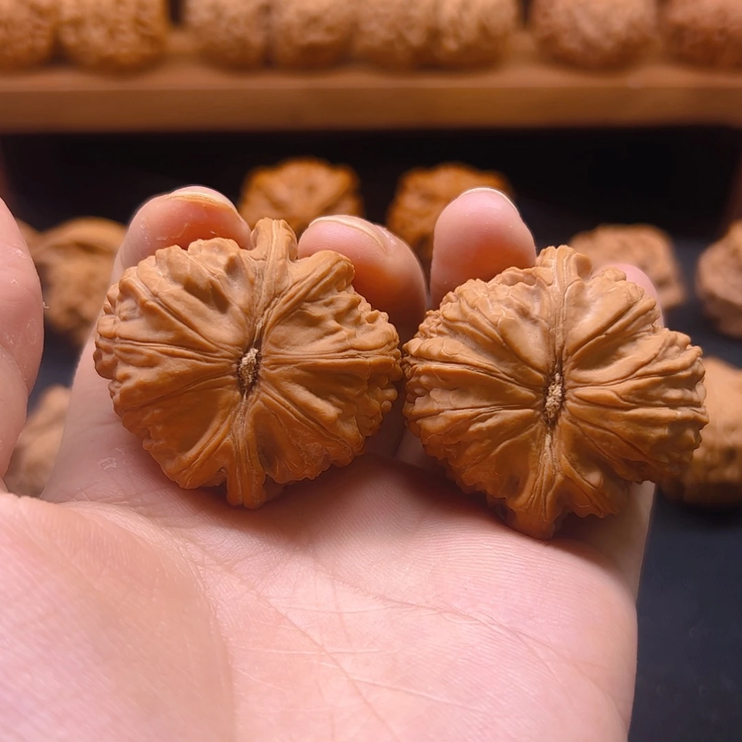把件核桃球白41全品