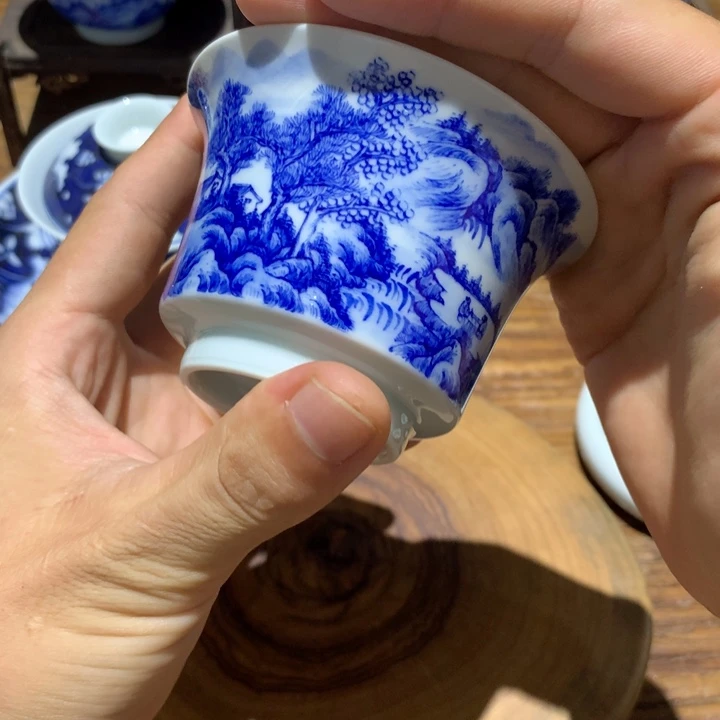 景德镇陶瓷青花主人杯