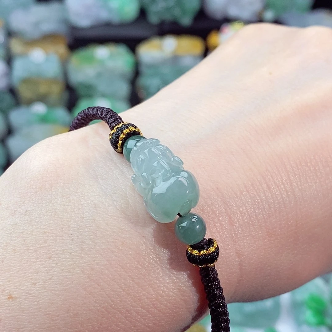 颈饰未镶嵌翡翠天然