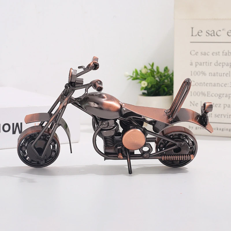 炫酷铁艺摩托车模型工艺品 怀旧金属质感  欧式创意酒柜摆件A1