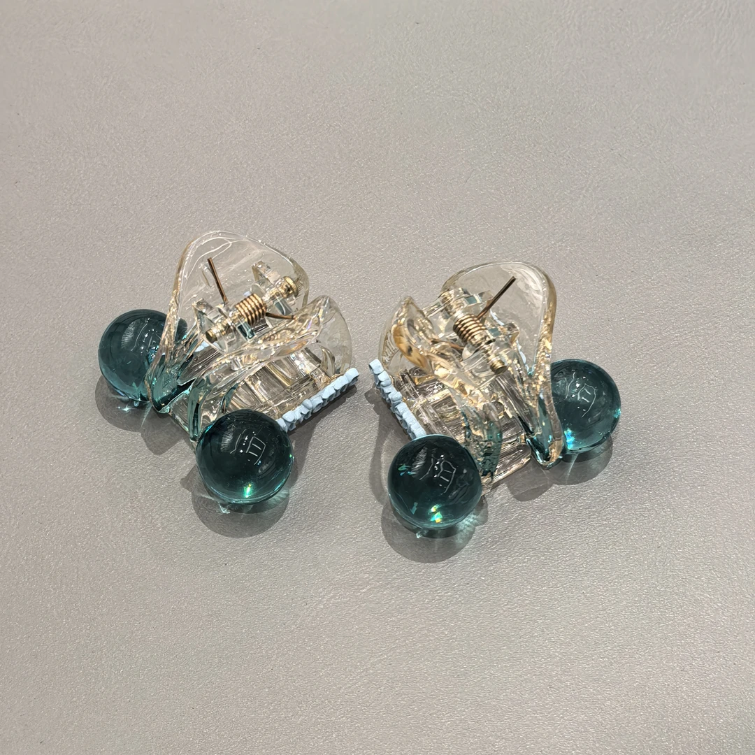 E730蓝色冰透球猫耳朵刘海小抓夹一对