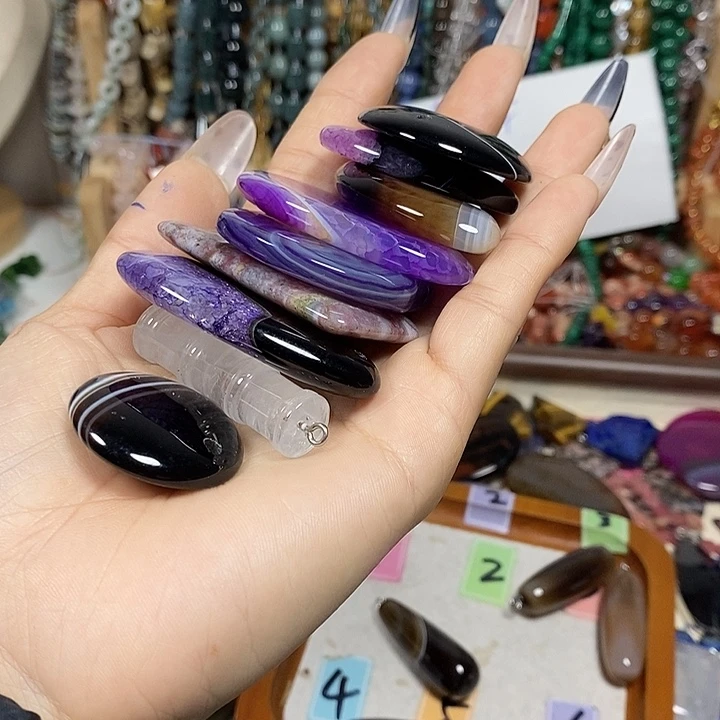 晨***语玛瑙/玉髓未镶嵌珠宝半成品