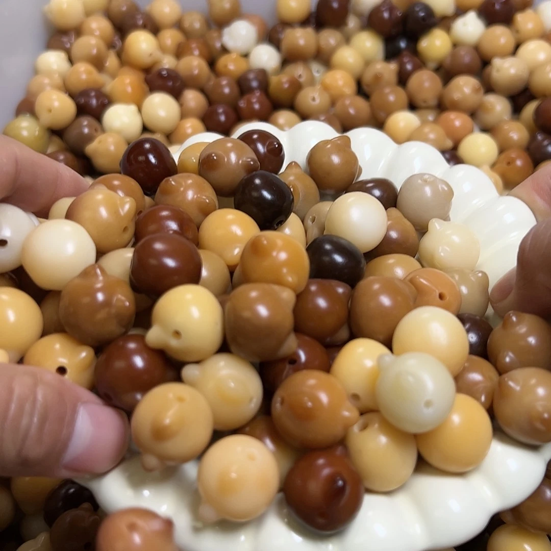 菩提根/象牙果吊坠4颗18尺寸猫头瑕疵。拍2单宠4颗