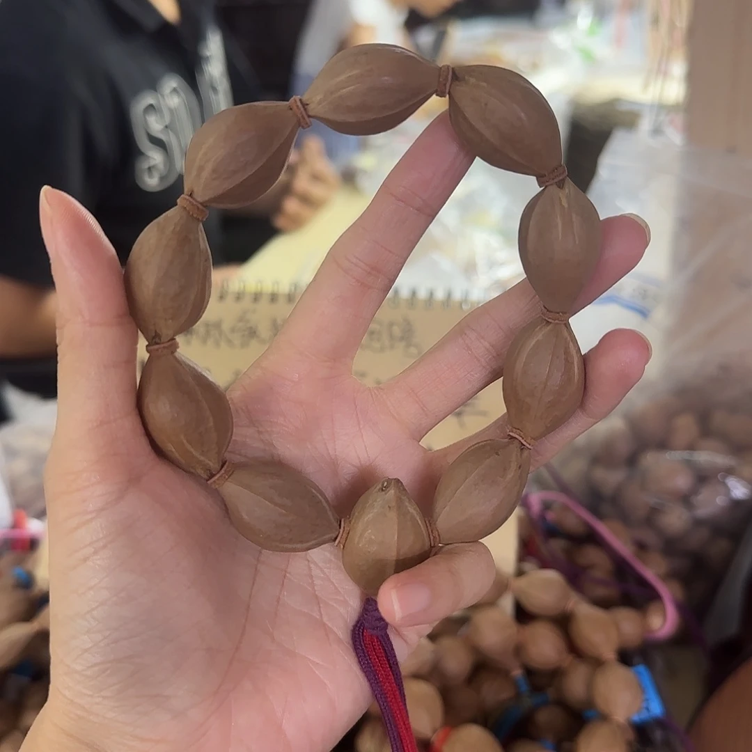大叶紫檀（黑酸枝木类）