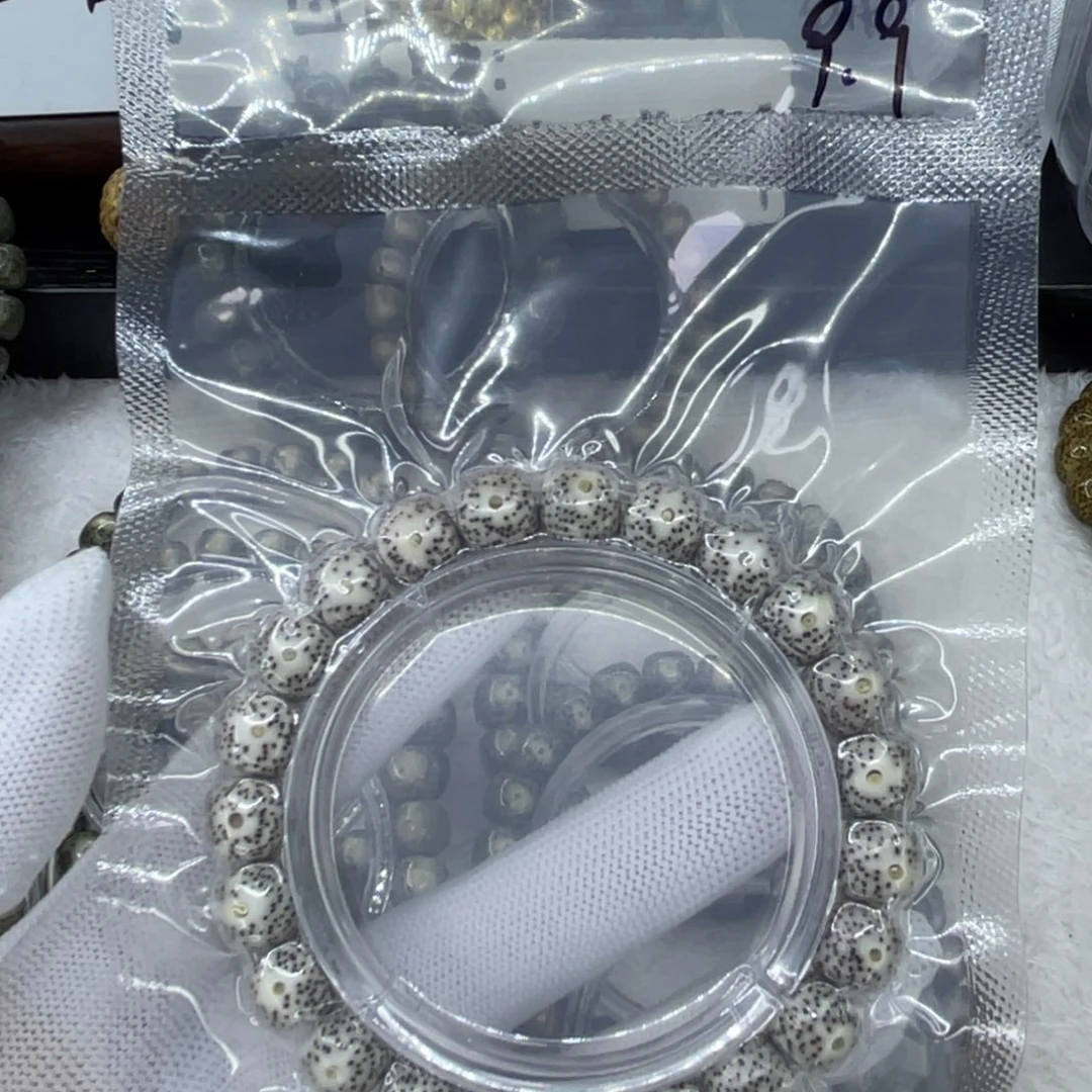 吊坠星月菩提胖****）G大眼