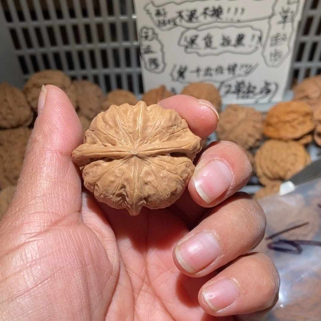 发***哥核桃文玩核桃单只异形