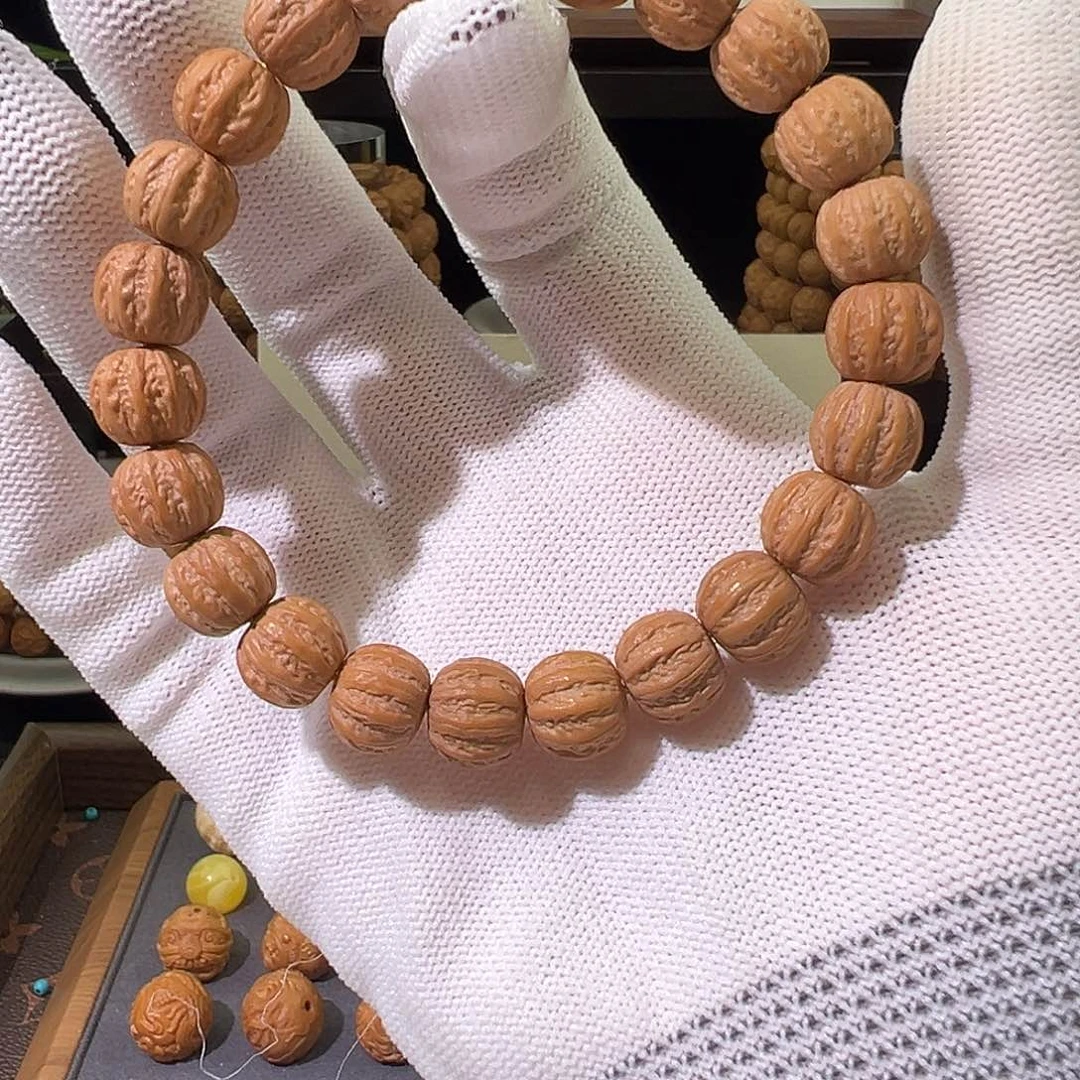 烟***7猴头核桃吊坠微瑕小京八棱