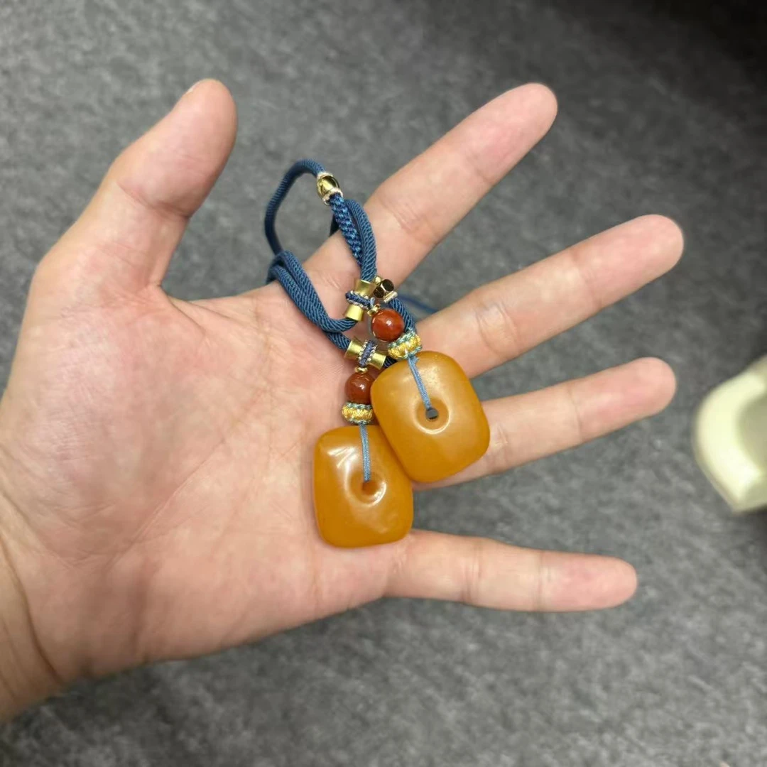 天然俄料鸡油黄蜜蜡平安扣吊坠 M141—多样性发一