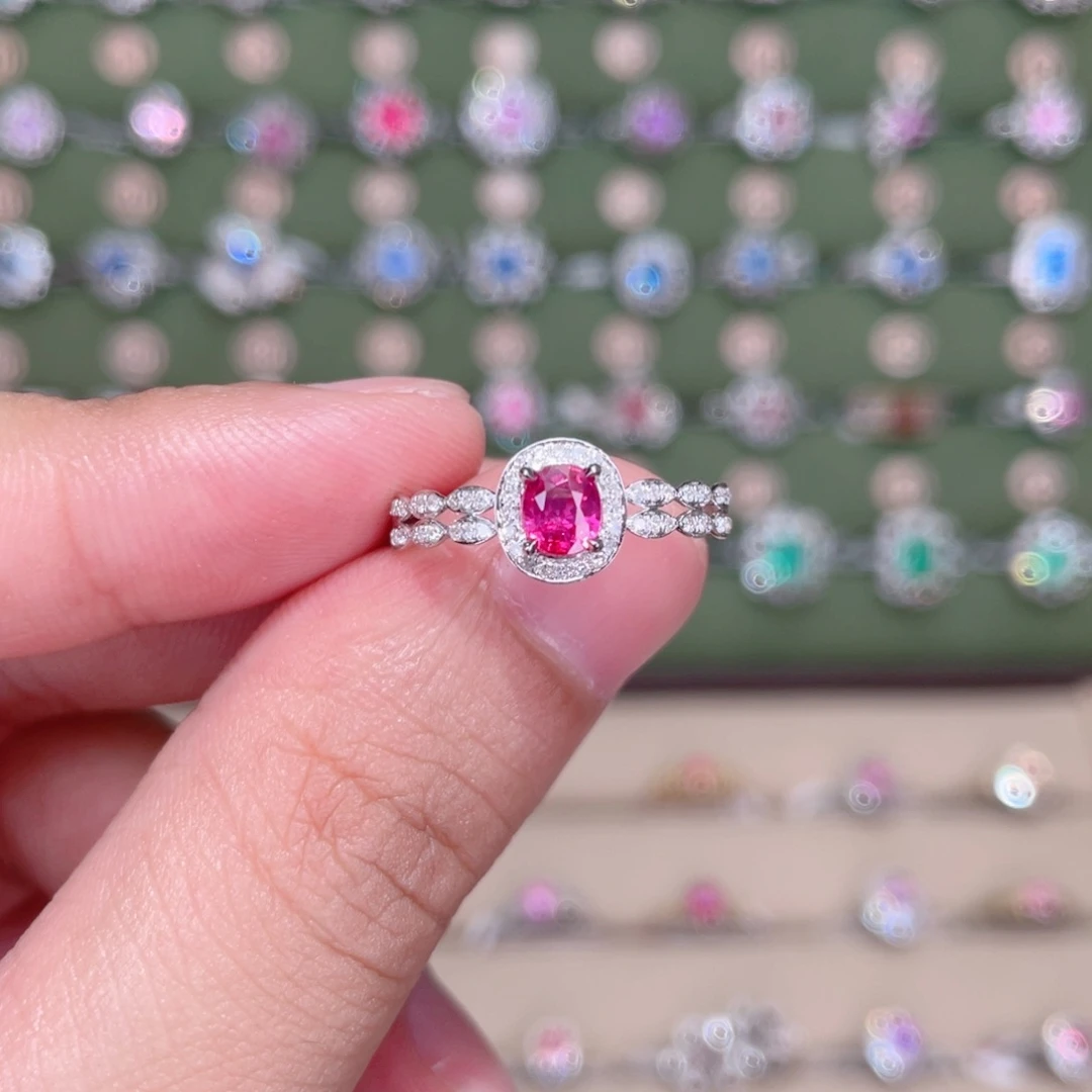 红宝石戒指18K金镶嵌0.66ct 无烧