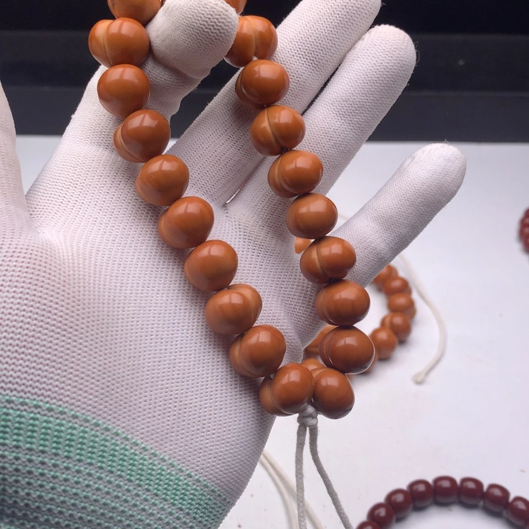 猴头核桃吊坠屁桃