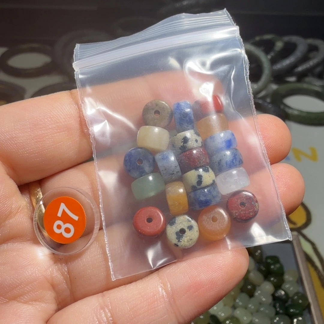 和田玉未镶嵌珠宝奇石